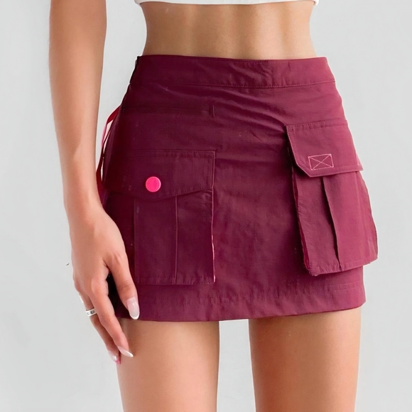 Women's NWOT Free People Movement Utility Nylon Cargo Burgundy Mini Skort Size M - Picture 1 of 10